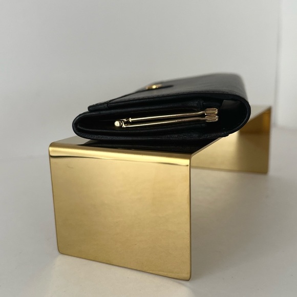 Céline Triomphe WOC, Reptile and Lambskin Leather Wallet en Noire - Picture 4 of 16